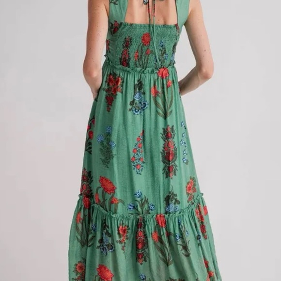 THML Green Floral Midi Dress with Smocking & Ruffle Medium - Picture 2 of 12